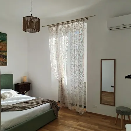 Kalida Space - Matrimoniale 招待所